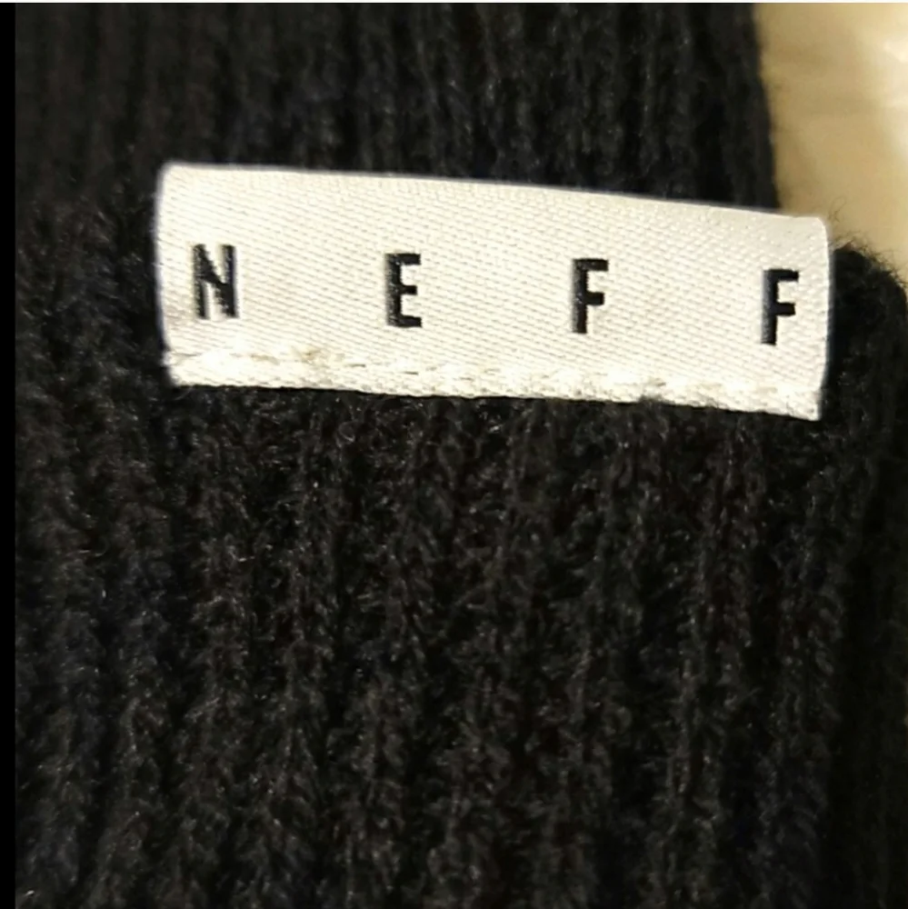 NEFF Disney Minnie Mouse Black Beanie
